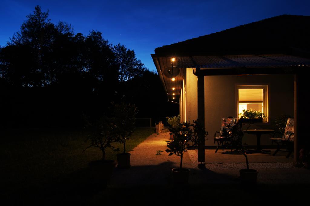 Northwest Studio Apartments Klagenfurt am Woerthersee Bagian luar foto