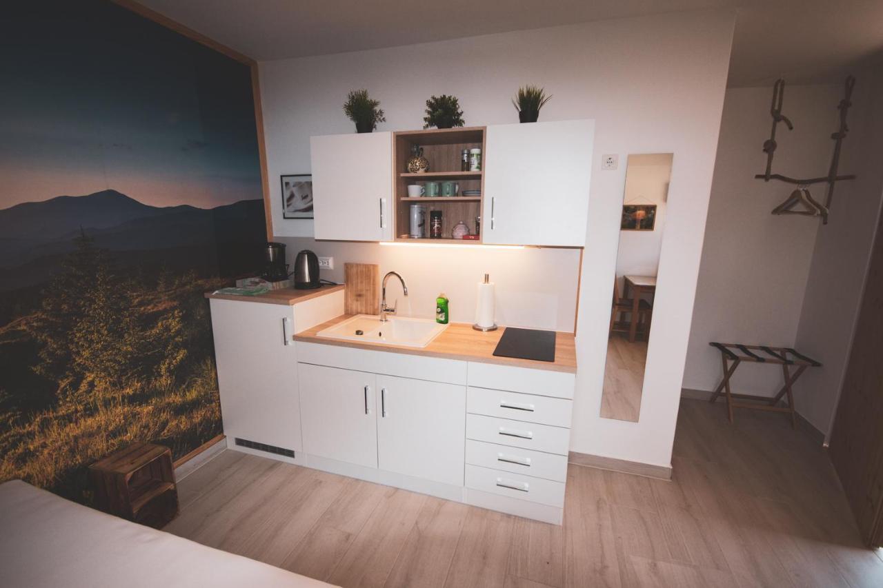 Northwest Studio Apartments Klagenfurt am Woerthersee Bagian luar foto